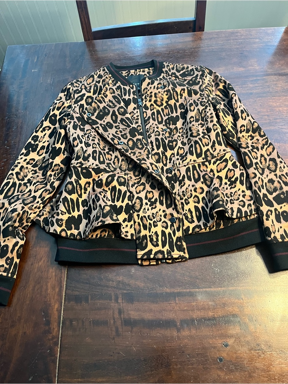 Trouve Leopard-Print Bomber Jacket in Beige and Black